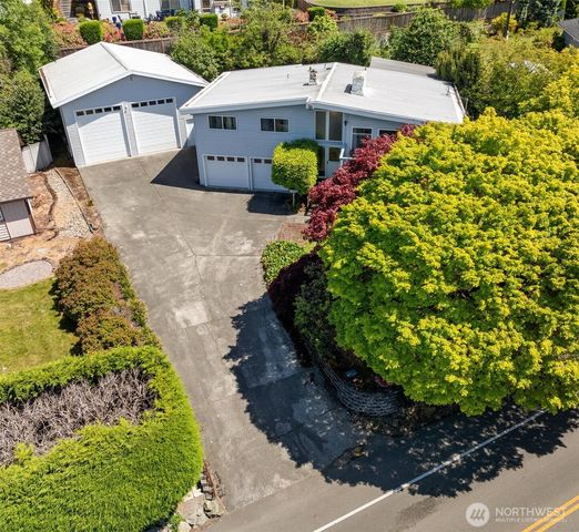 29836 1st Avenue S, Federal Way, WA 98003
