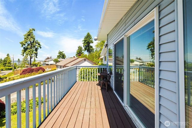 29836 1st Avenue S, Federal Way, WA 98003