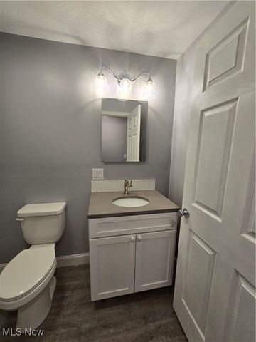 496 Kittle Street, Williamstown, WV 26187