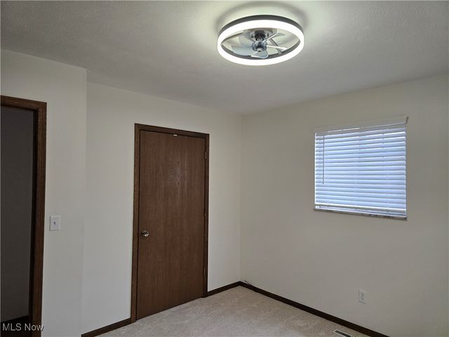 496 Kittle Street, Williamstown, WV 26187