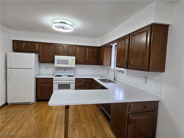 496 Kittle Street, Williamstown, WV 26187