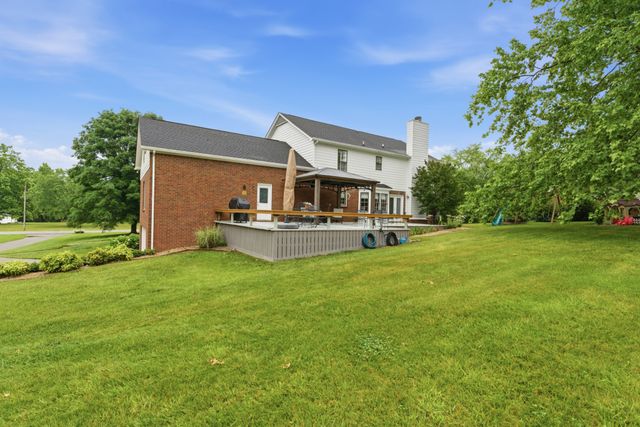 1009 Valley Forge Dr, Arrington, TN 37014