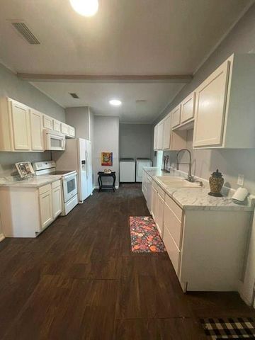 116 Carlen Street N, Mobile, AL 36607