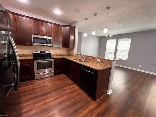 214 Harmony DR, Portsmouth, VA 23701