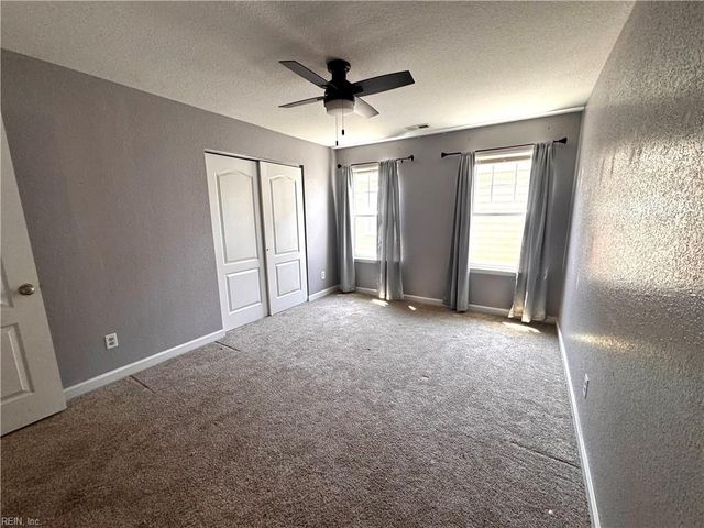 214 Harmony DR, Portsmouth, VA 23701
