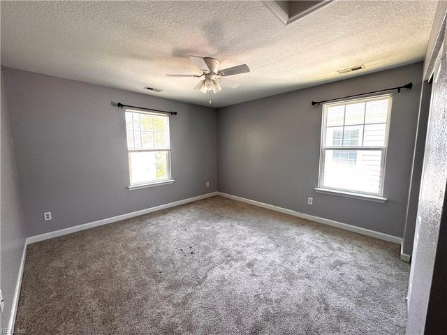 214 Harmony DR, Portsmouth, VA 23701