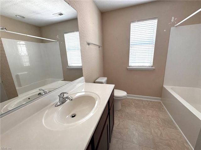 214 Harmony DR, Portsmouth, VA 23701