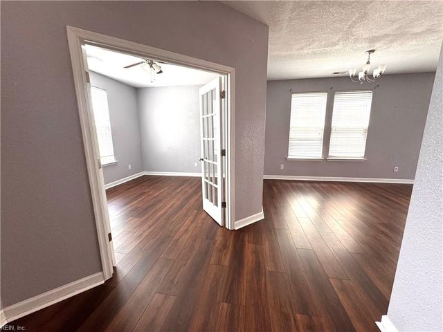 214 Harmony DR, Portsmouth, VA 23701