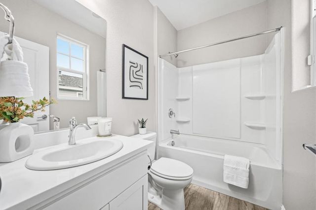 346 Circuit Way, Mountain View, CA 94043