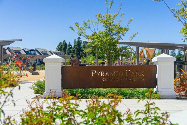 346 Circuit Way, Mountain View, CA 94043