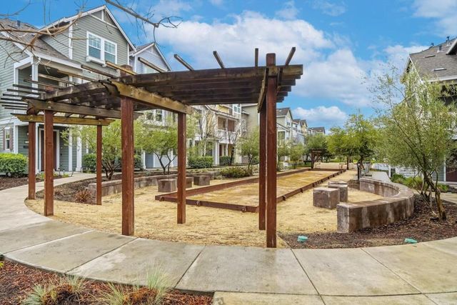 346 Circuit Way, Mountain View, CA 94043