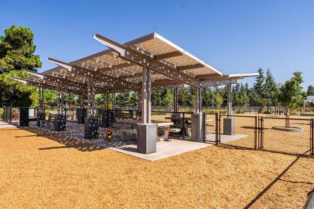 346 Circuit Way, Mountain View, CA 94043