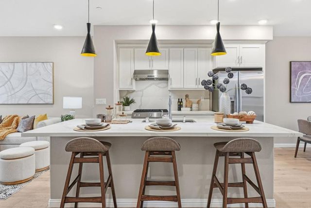 346 Circuit Way, Mountain View, CA 94043