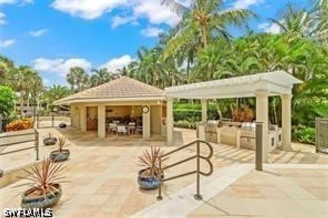 4401 Gulf Shore BLVD N 1408, Naples, FL 34103