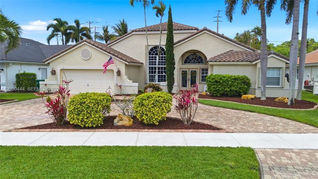 3563 W Tree Tops Ct, Davie, FL 33328