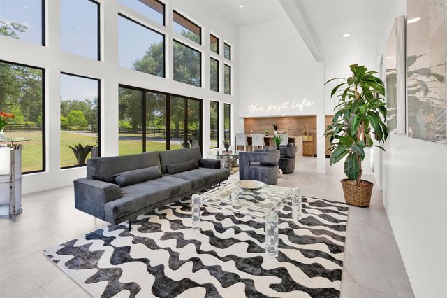 10429 Longstreet Road, Willis, TX 77318
