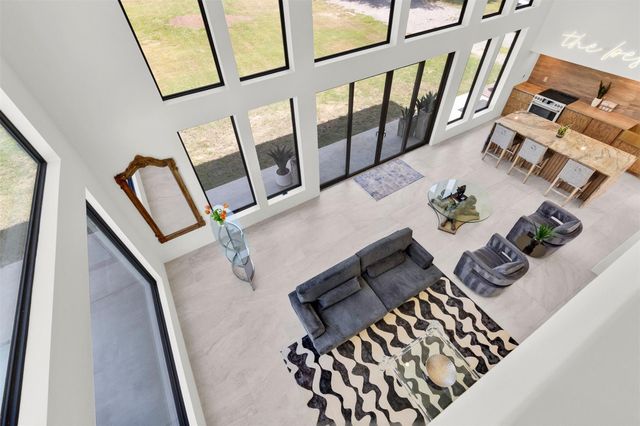 10429 Longstreet Road, Willis, TX 77318