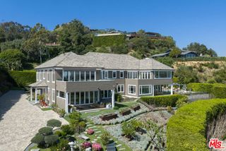 1722 San Remo Drive, Pacific Palisades (los Angeles), CA 90272