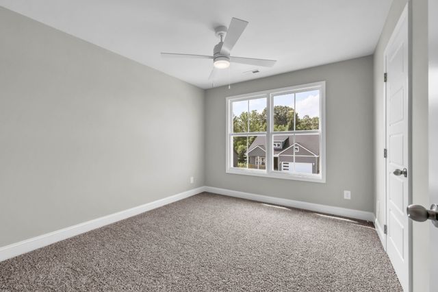 156 Leitrim Dr, Clarksville, TN 37042