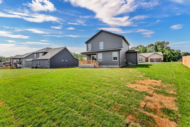 156 Leitrim Dr, Clarksville, TN 37042