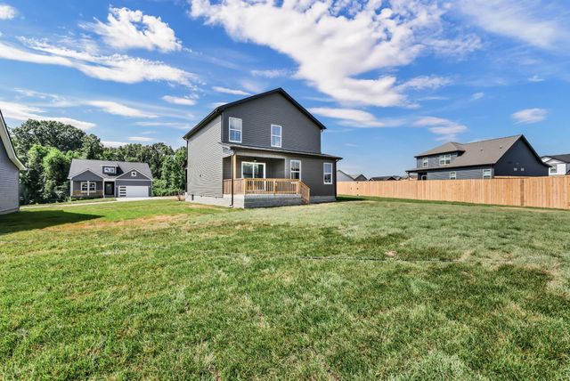 156 Leitrim Dr, Clarksville, TN 37042