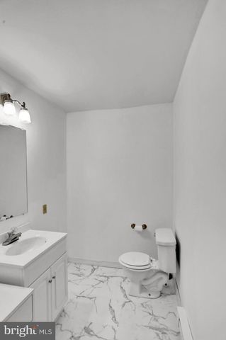 238 PENN ST, Topton, PA 19562