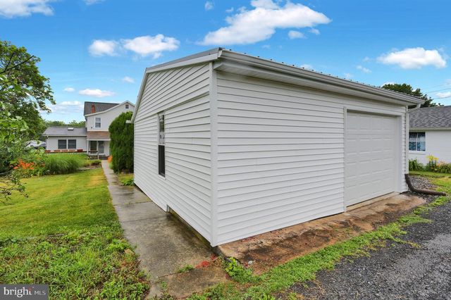 238 PENN ST, Topton, PA 19562