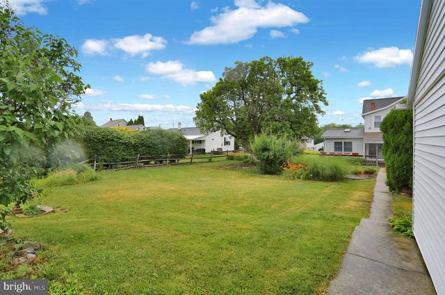 238 PENN ST, Topton, PA 19562