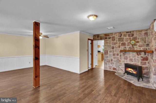 238 PENN ST, Topton, PA 19562