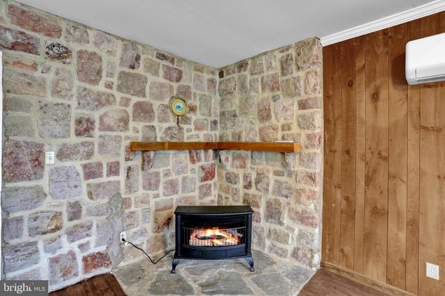 238 PENN ST, Topton, PA 19562