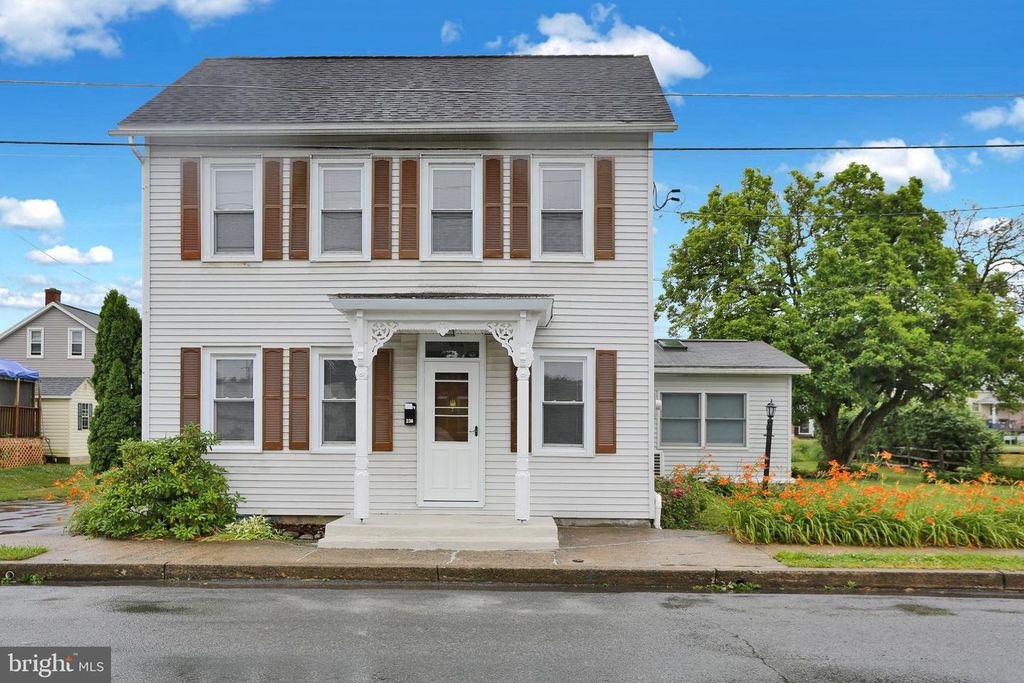238 PENN ST, Topton, PA 19562