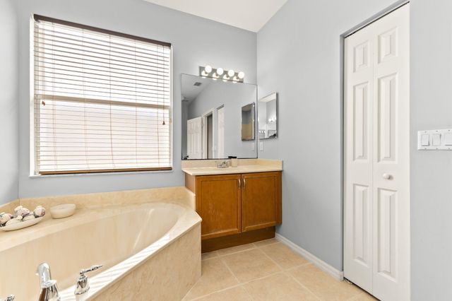 240 SW Coconut Key Way, Port St. Lucie, Port St Lucie, FL 34986