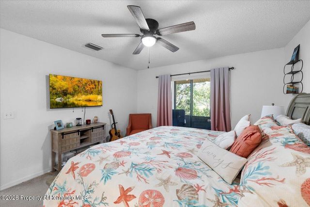 6653 River Run Boulevard, Weeki Wachee, FL 34607