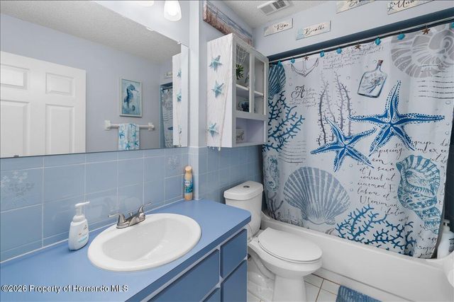 6653 River Run Boulevard, Weeki Wachee, FL 34607