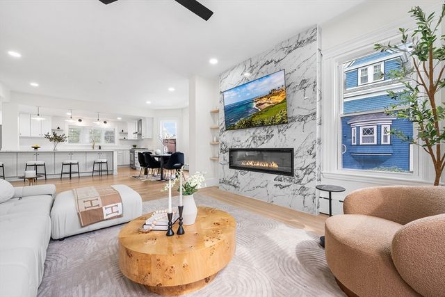 52 Park St, Boston, MA 02132