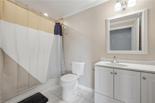 1632 Head Of River RD, Chesapeake, VA 23322