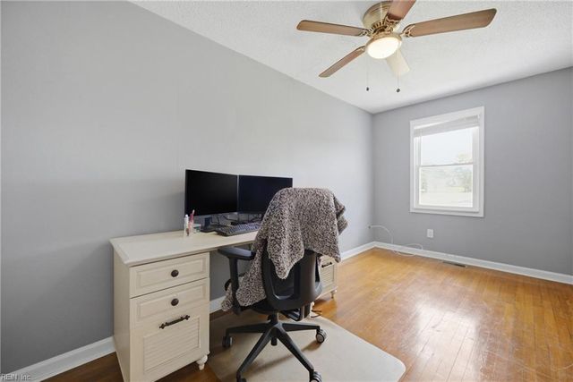 1632 Head Of River RD, Chesapeake, VA 23322