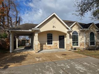 6324 Anderson Unit B Road B, Houston, TX 77085