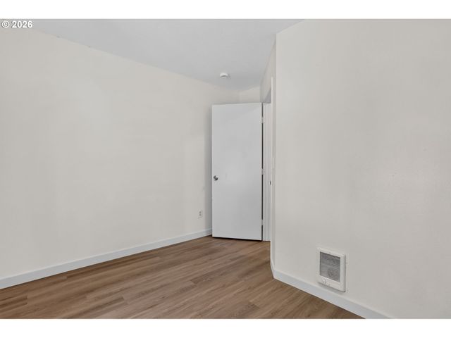 2926 Se 125TH Ave, Portland, OR 97236