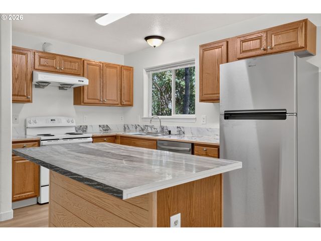 2926 Se 125TH Ave, Portland, OR 97236