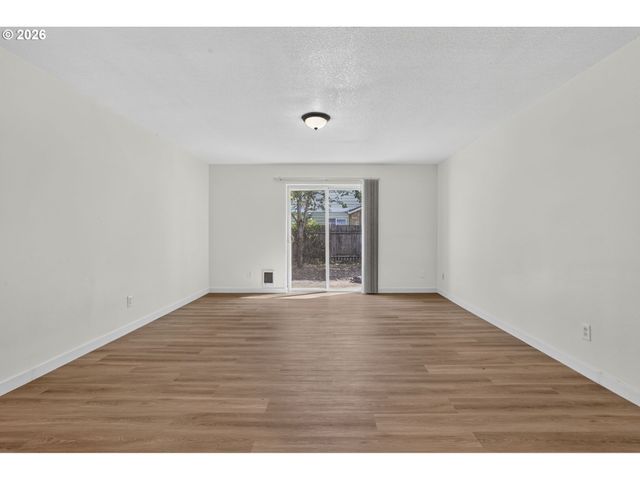 2926 Se 125TH Ave, Portland, OR 97236
