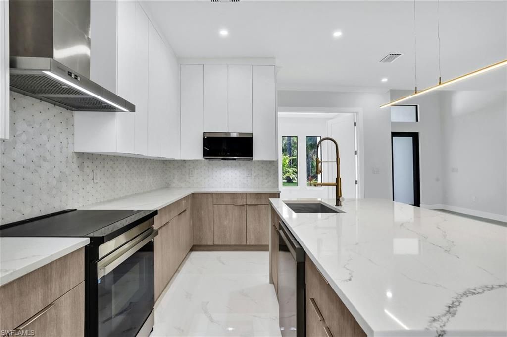 169 18th AVE NW, NAPLES, FL 34120 — photo 5