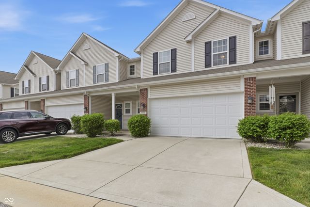 9658 Prairie Smoke Drive, Noblesville, IN 46060