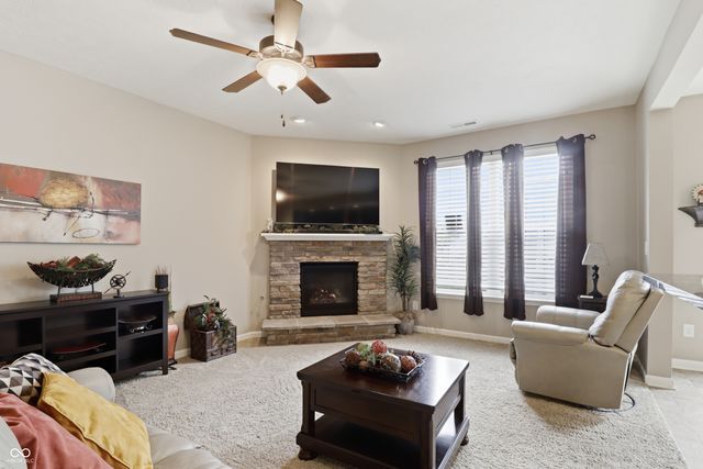 9658 Prairie Smoke Drive, Noblesville, IN 46060