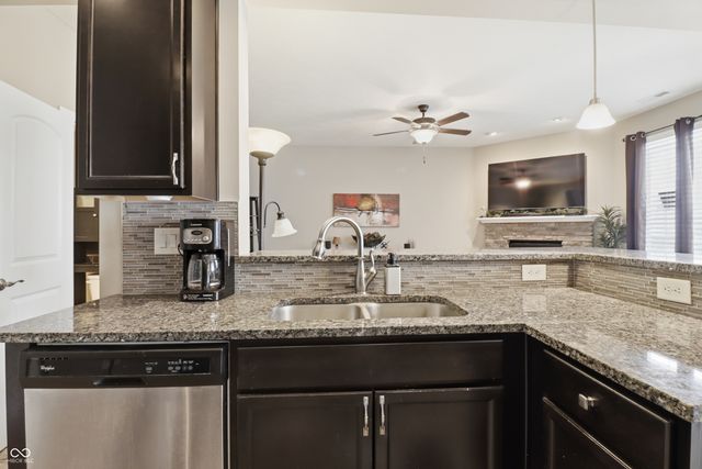 9658 Prairie Smoke Drive, Noblesville, IN 46060