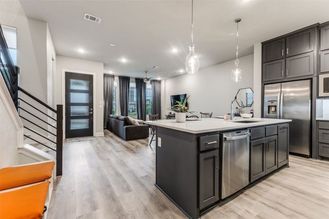 7129 Laurel Ridge, Dallas, TX 75231