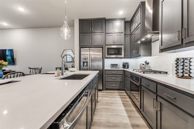 7129 Laurel Ridge, Dallas, TX 75231