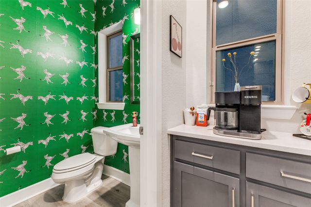 7129 Laurel Ridge, Dallas, TX 75231