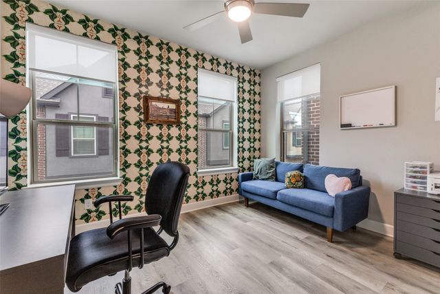 7129 Laurel Ridge, Dallas, TX 75231