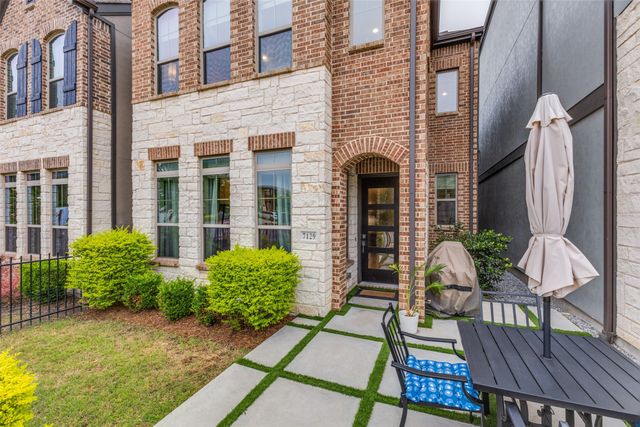 7129 Laurel Ridge, Dallas, TX 75231